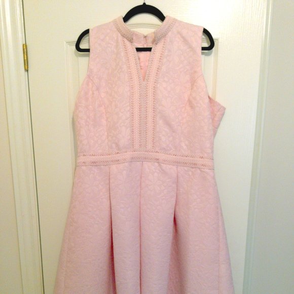 Pappagallo Dresses & Skirts - NWT Pink Brocade Dress